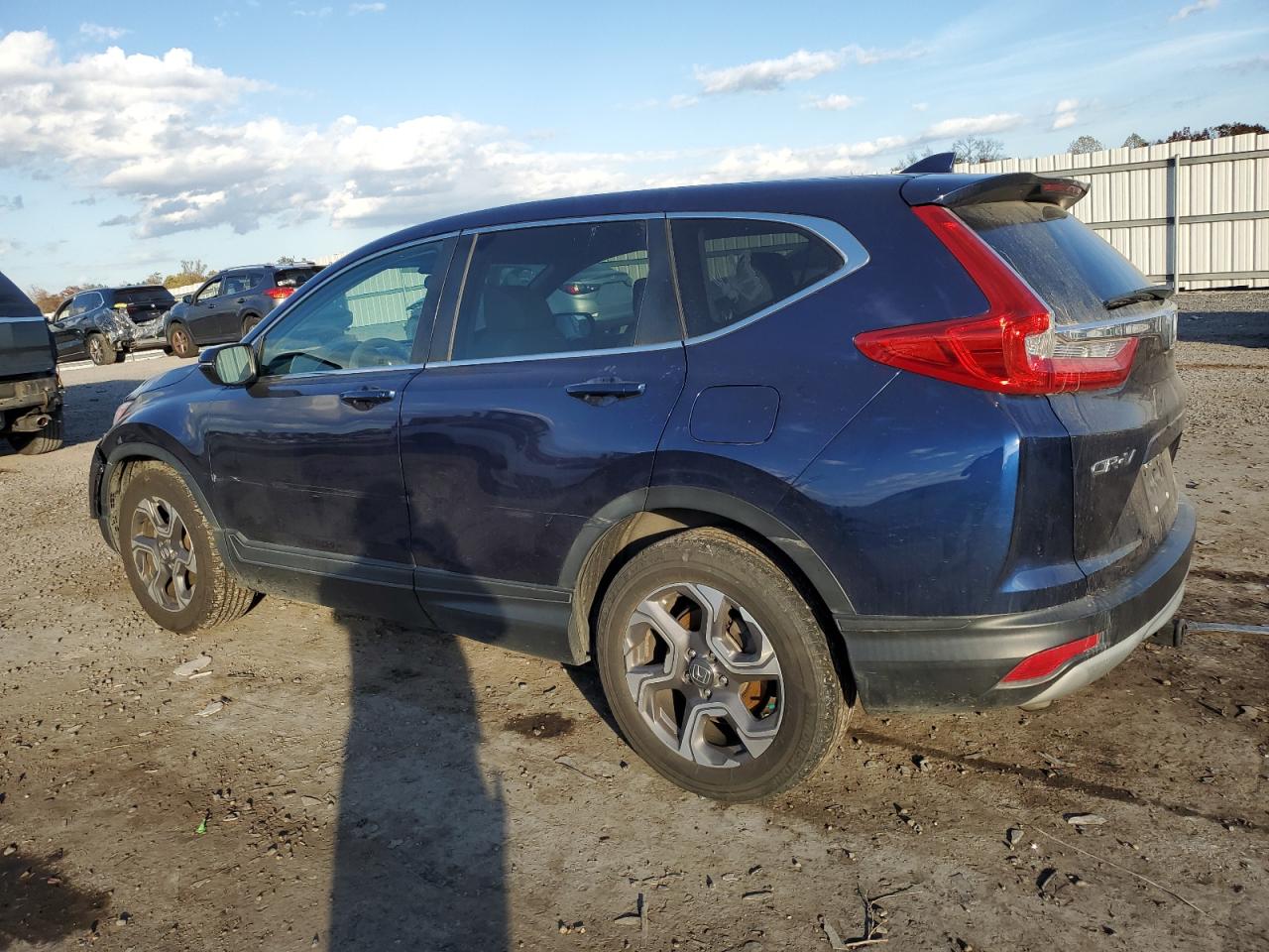 2018 Honda CR-V - Image 2