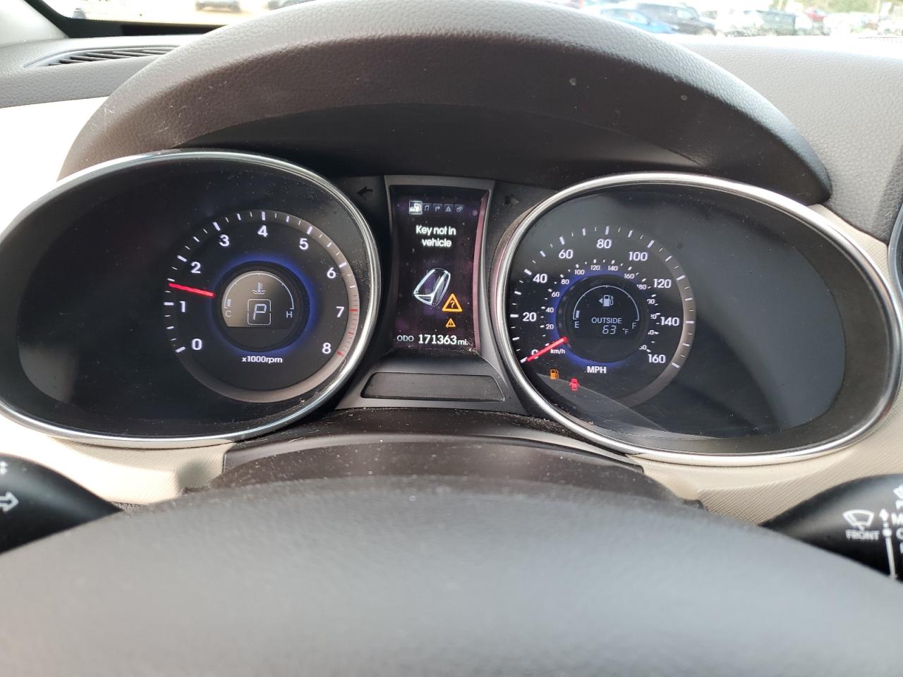 2014 Hyundai Santa Fe - Image 9