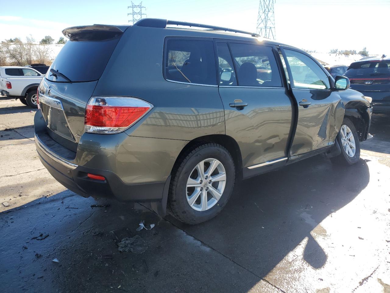 2012 Toyota Highlander - Image 3