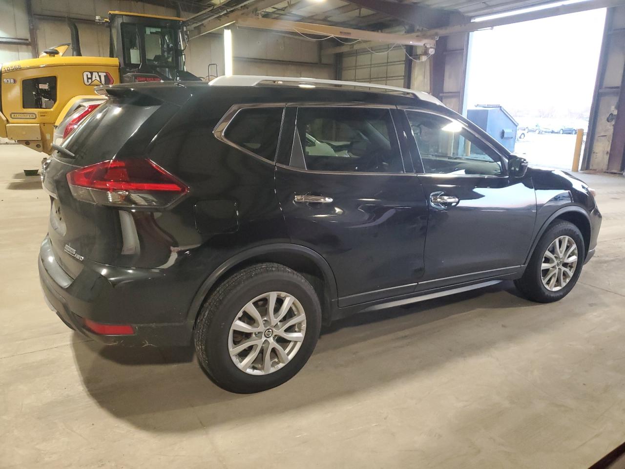 2019 Nissan Rogue - Image 3