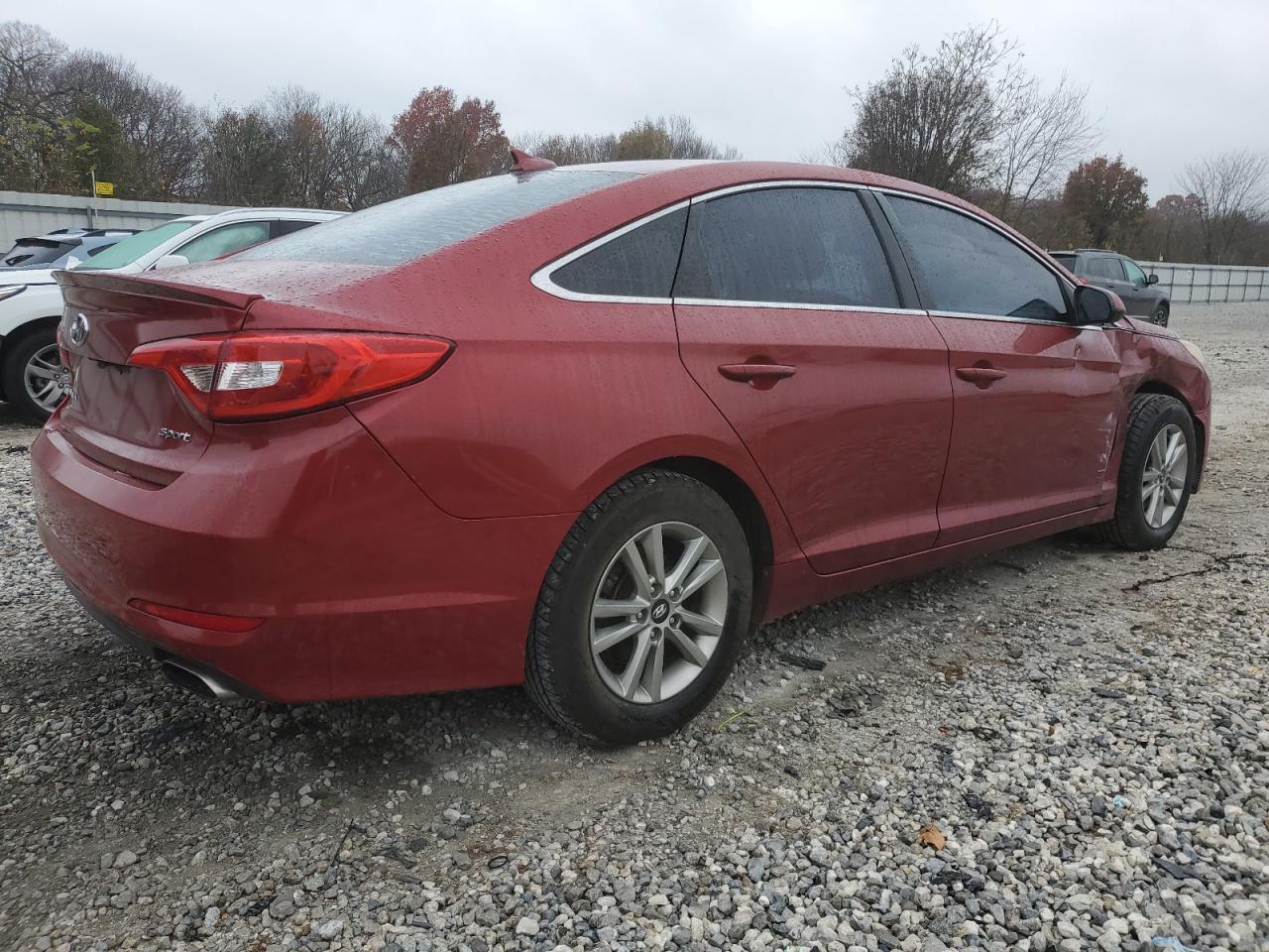 2016 Hyundai Sonata - Image 3