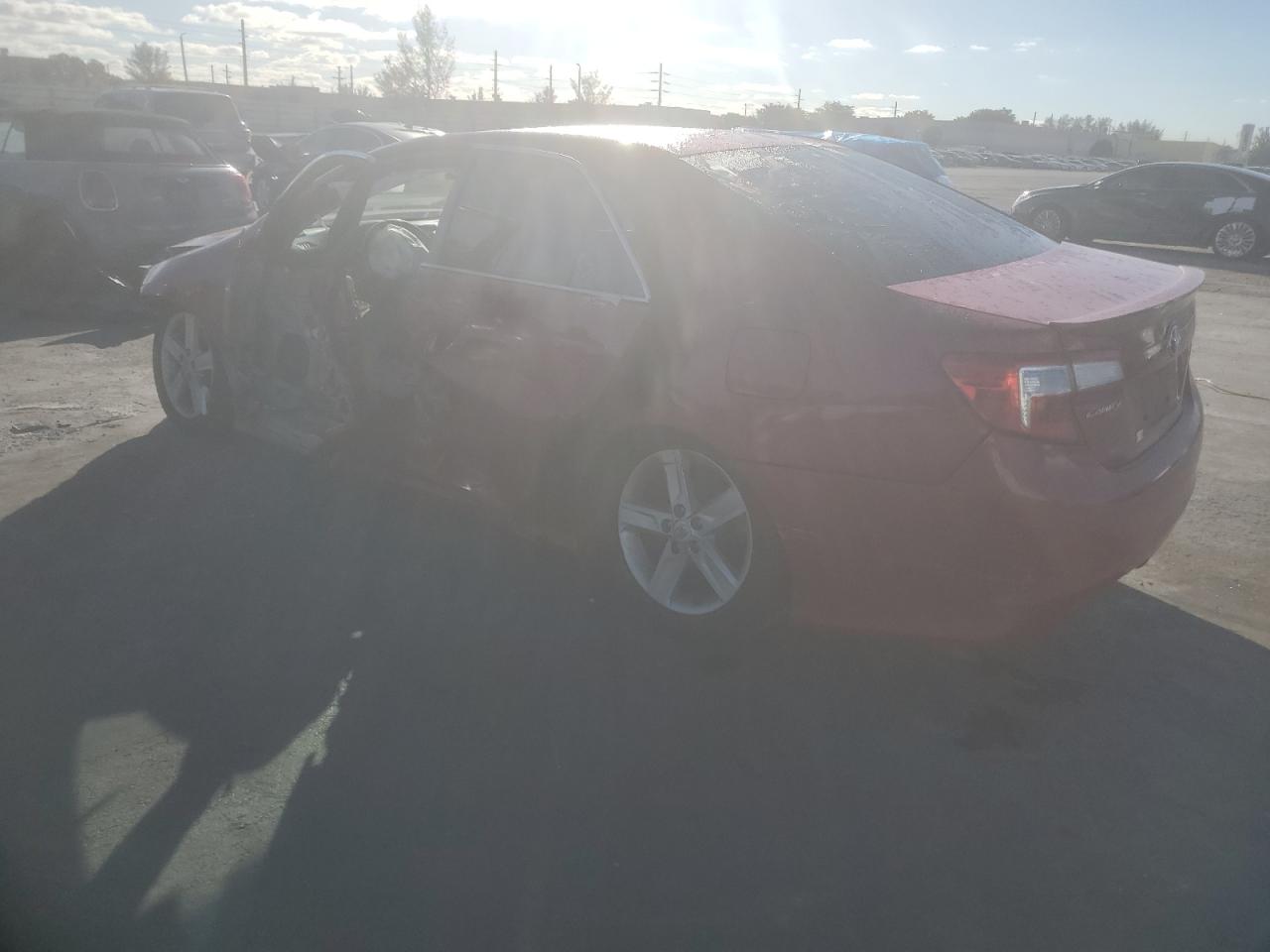 2014 Toyota Camry - Image 2