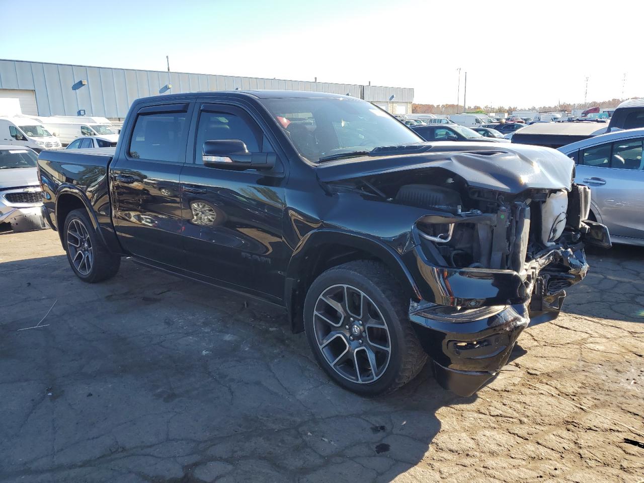 VIN 1C6SRFJT4KN622771 2019 RAM 1500 no.4