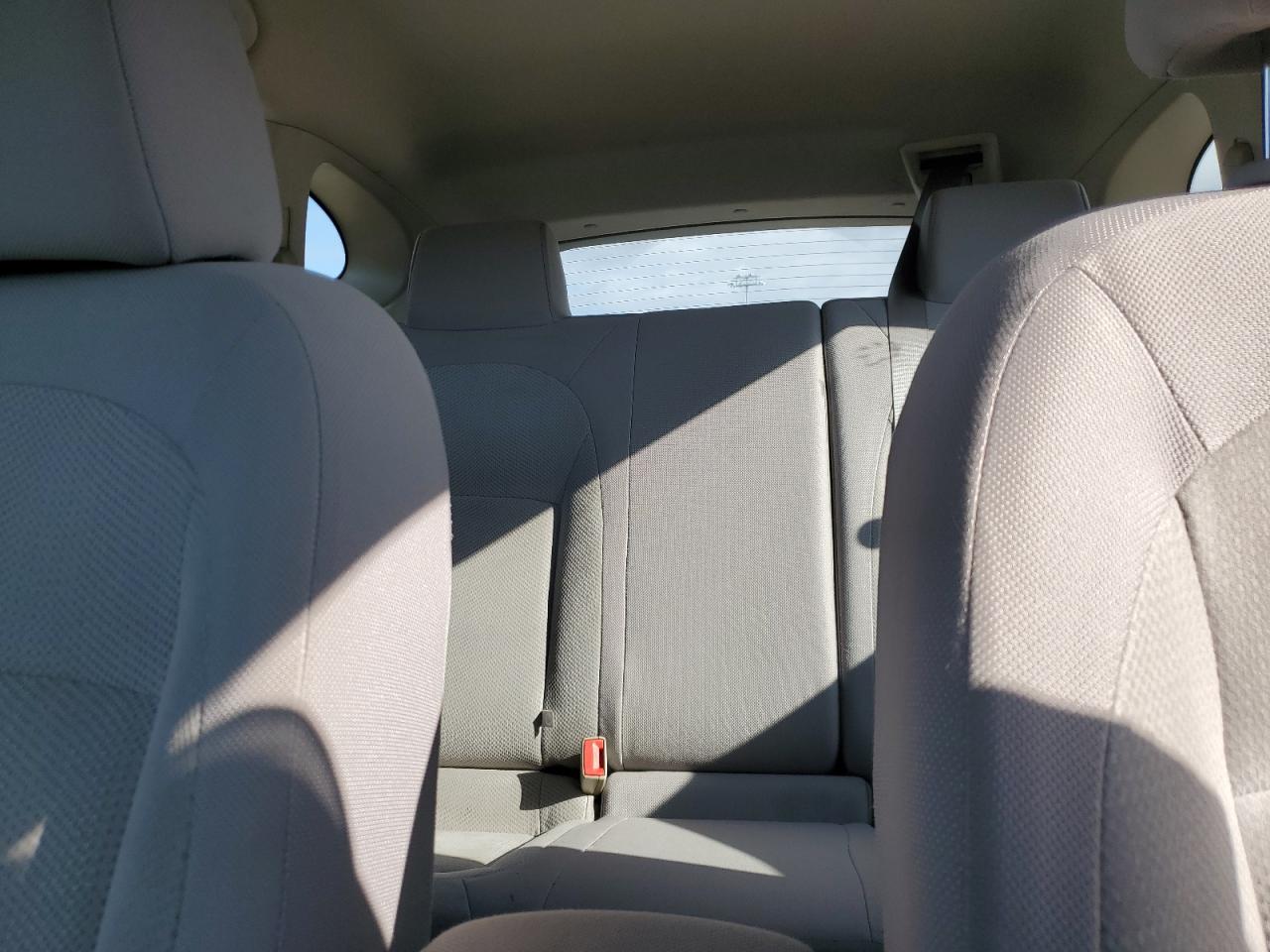 2011 Nissan Rogue - Image 10