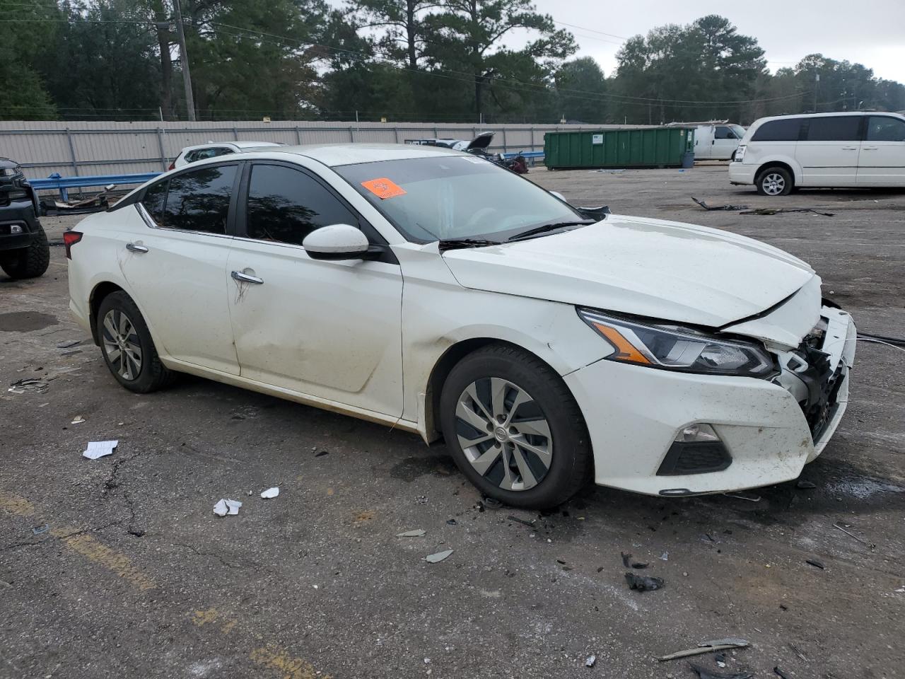 2021 Nissan Altima - Image 4