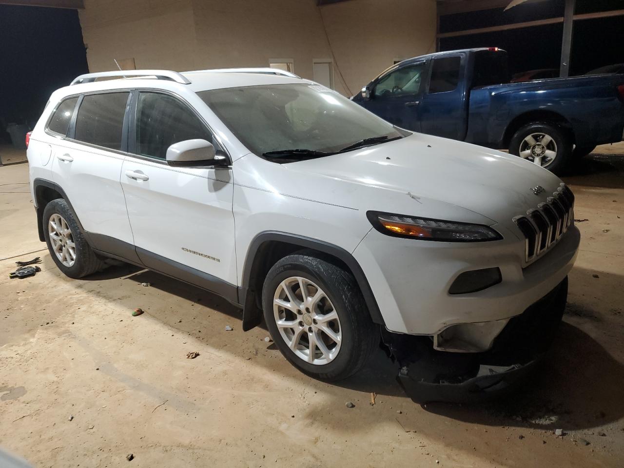 2017 Jeep Grand Cherokee - Image 4