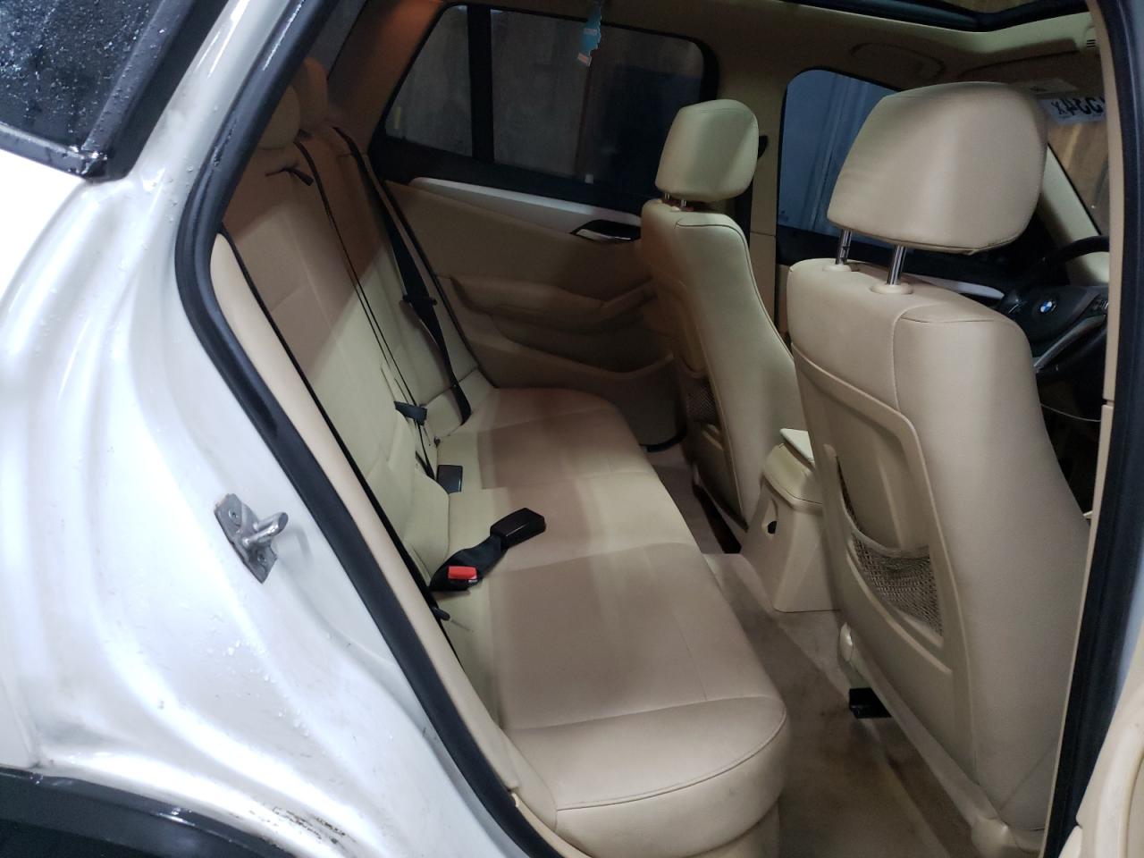 2014 BMW X1 - Image 11