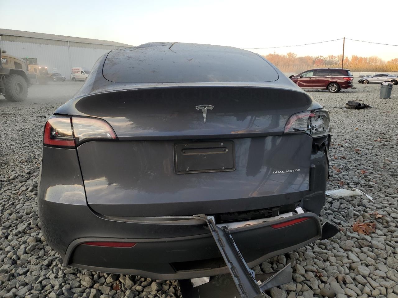 2023 Tesla Model Y VIN: 7SAYGDEE9PF886585 Lot: 79726774