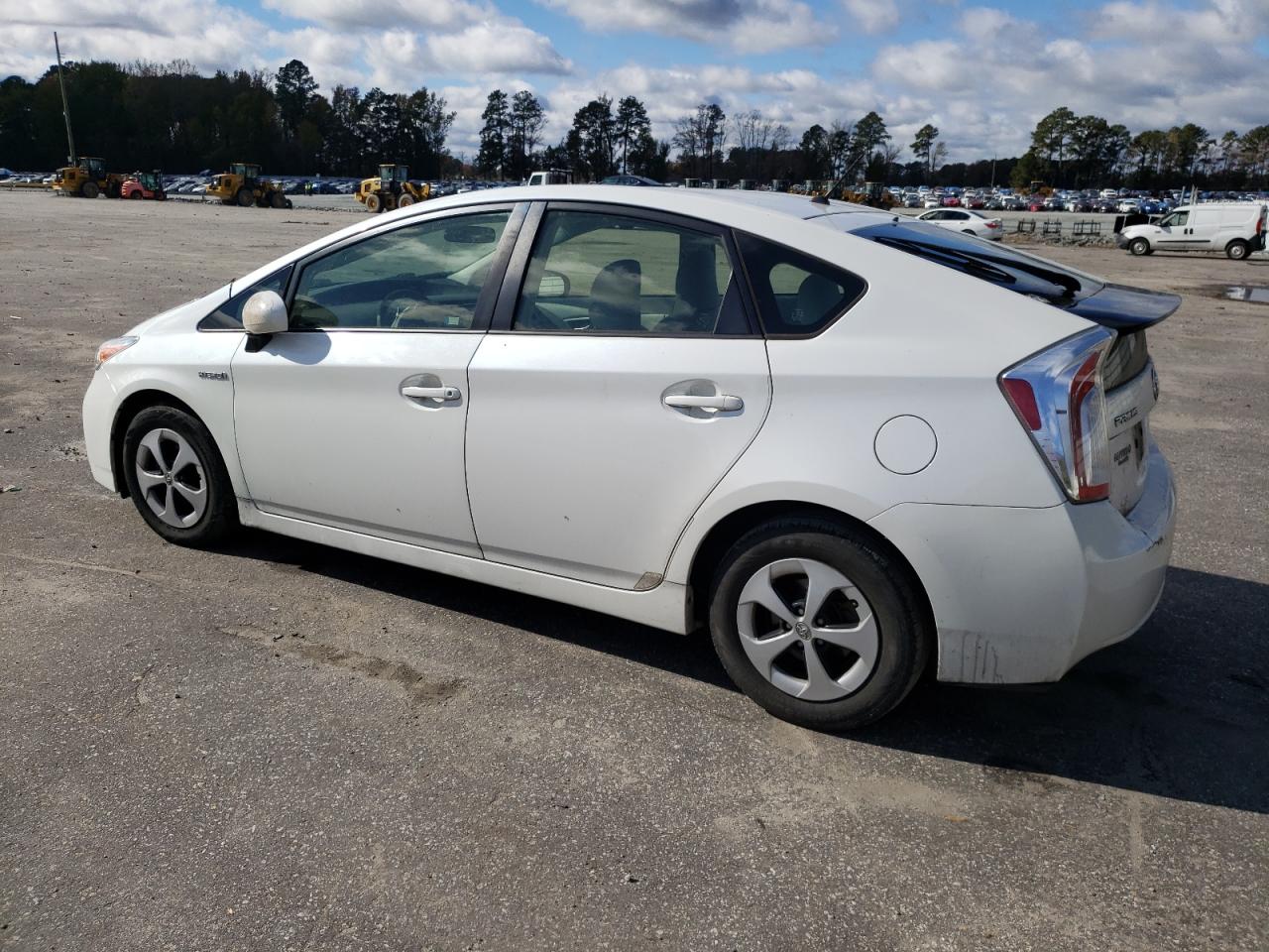 2014 Toyota Prius - Image 2