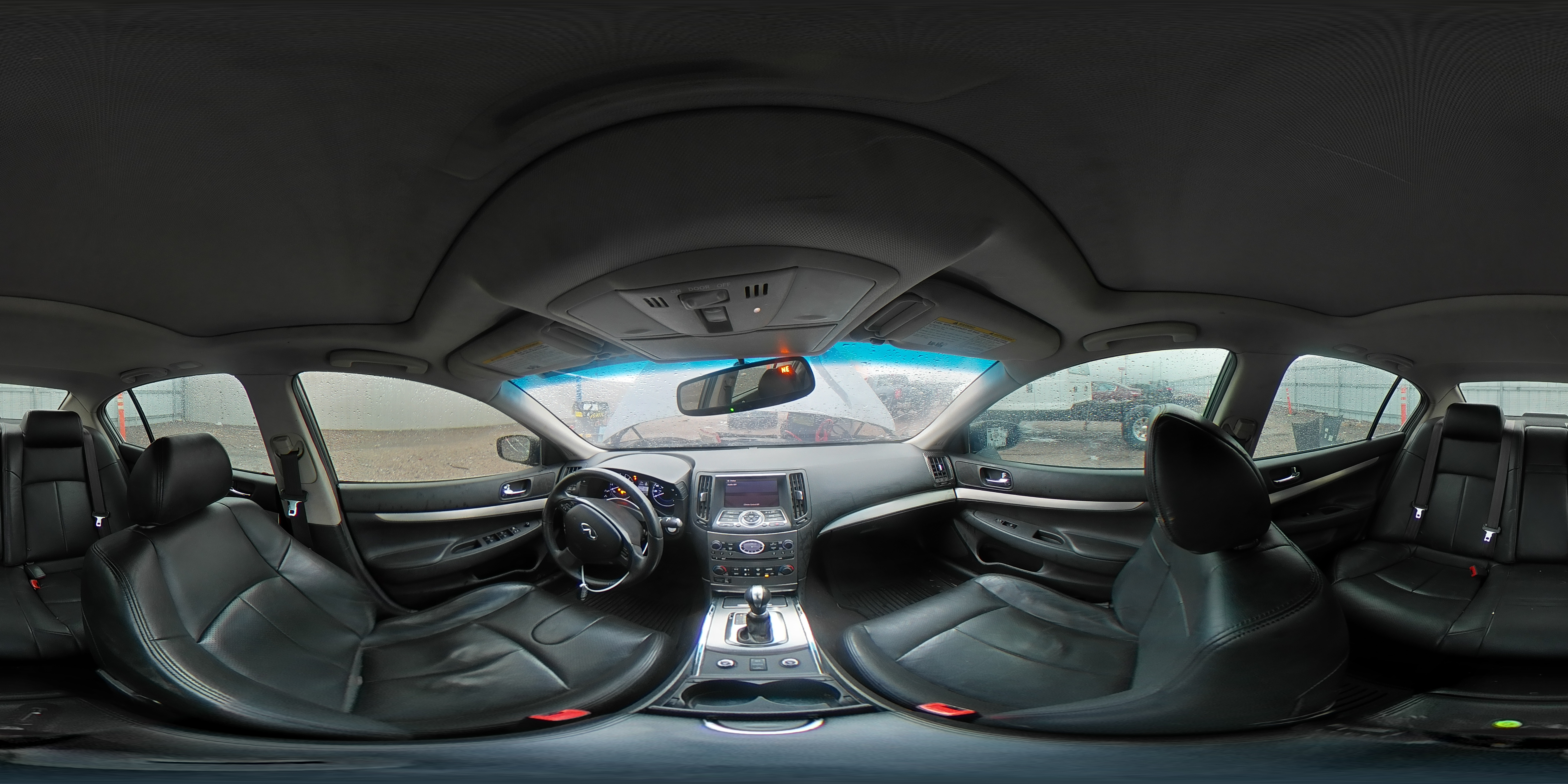 2015 Infiniti Q40 - Image 13