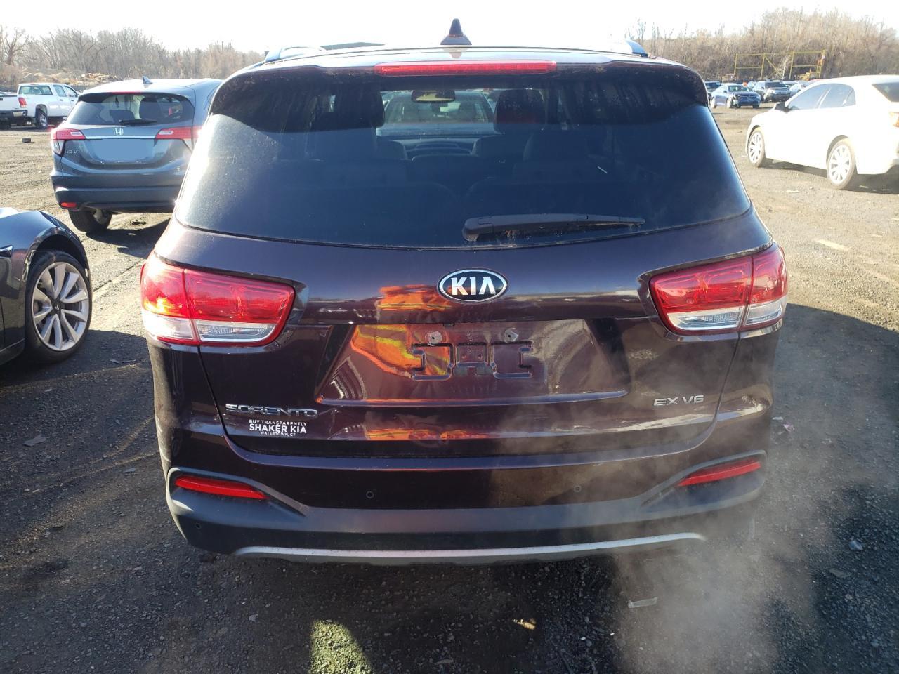 2016 Kia Sorento - Image 6