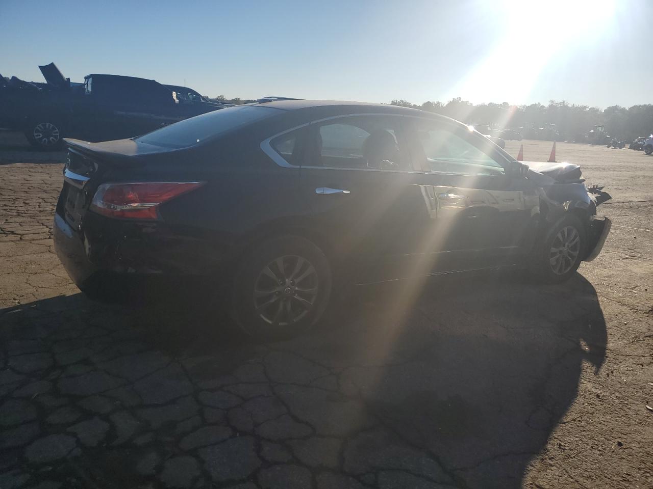 2015 Nissan Altima - Image 3