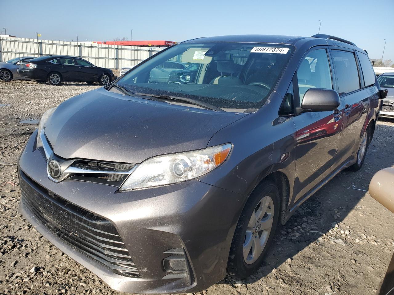 2019 Toyota Sienna - Image 1