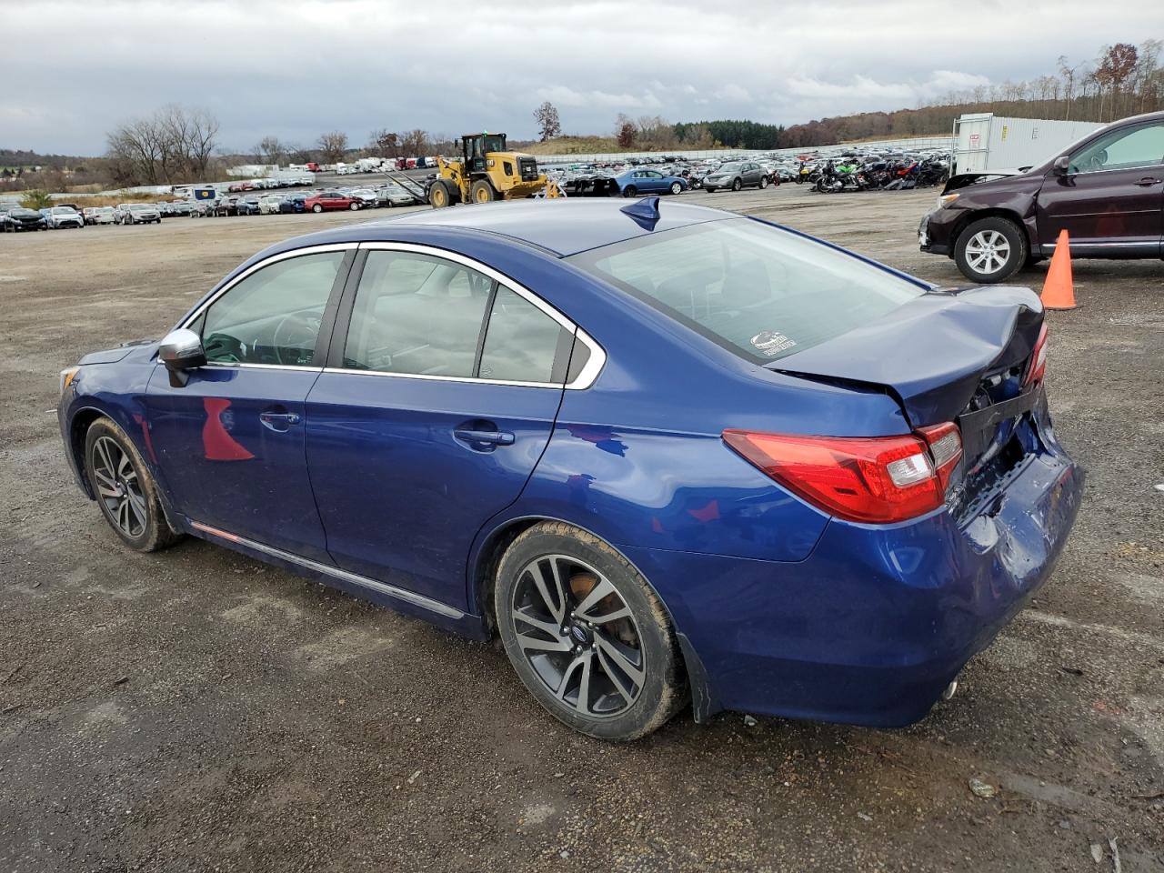 2017 Subaru Legacy - Image 2
