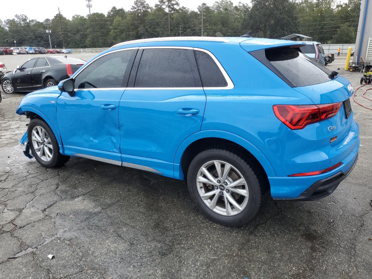 2021 Audi Q3 - Image 2