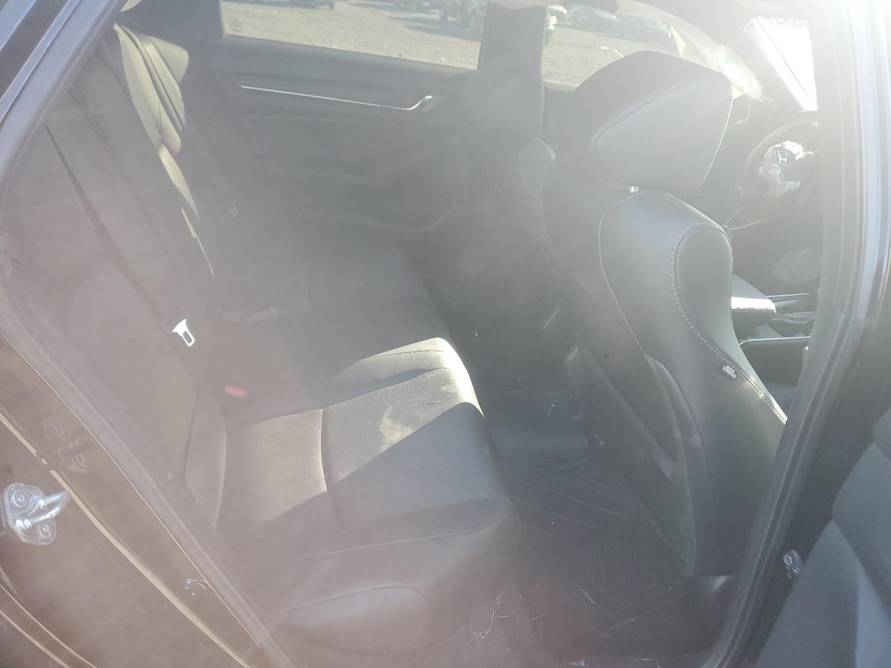 2020 Honda Accord - Image 11