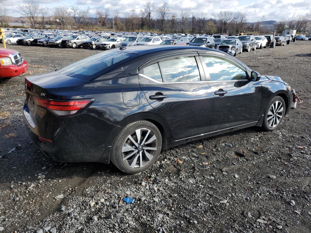 2022 Nissan Sentra - Image 3