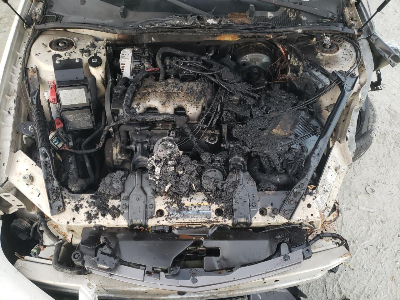 2004 Chevrolet Impala - Image 13