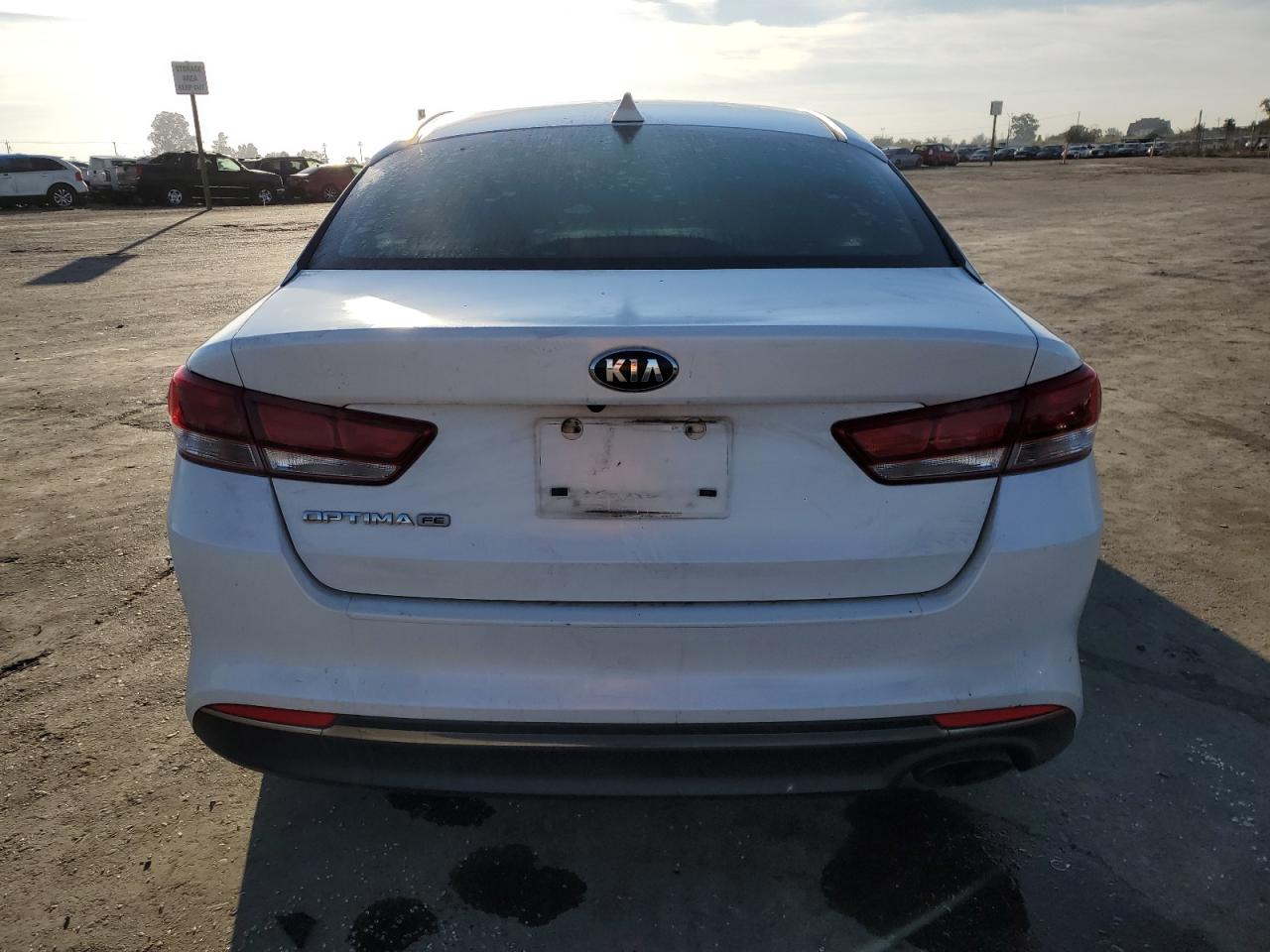 2016 Kia Optima Lx VIN: KNAGT4L3XG5072689 Lot: 79026174