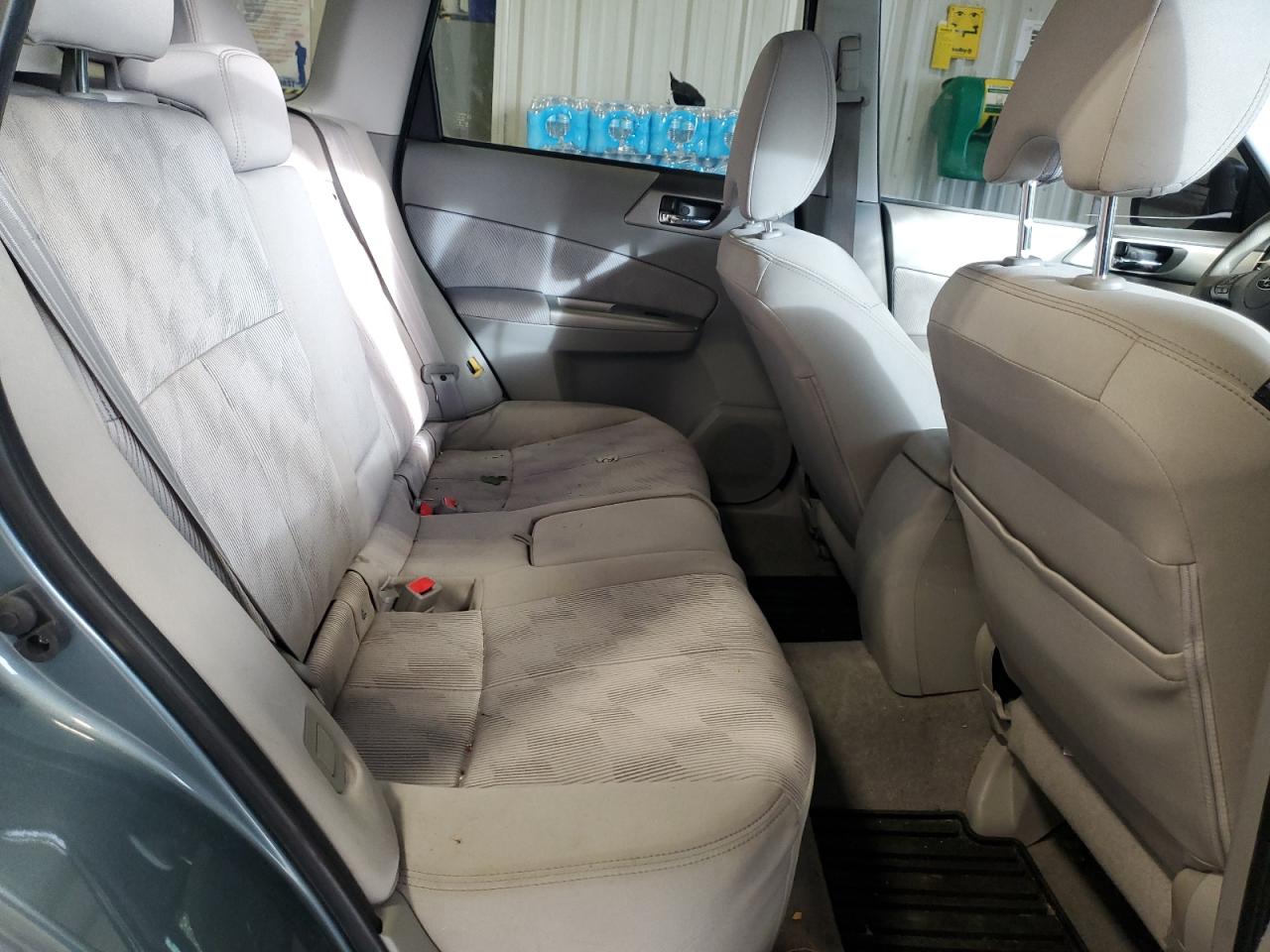 2010 Subaru Forester - Image 11