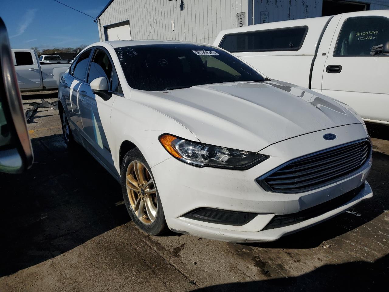 VIN 3FA6P0LU4JR242298 2018 FORD FUSION no.4