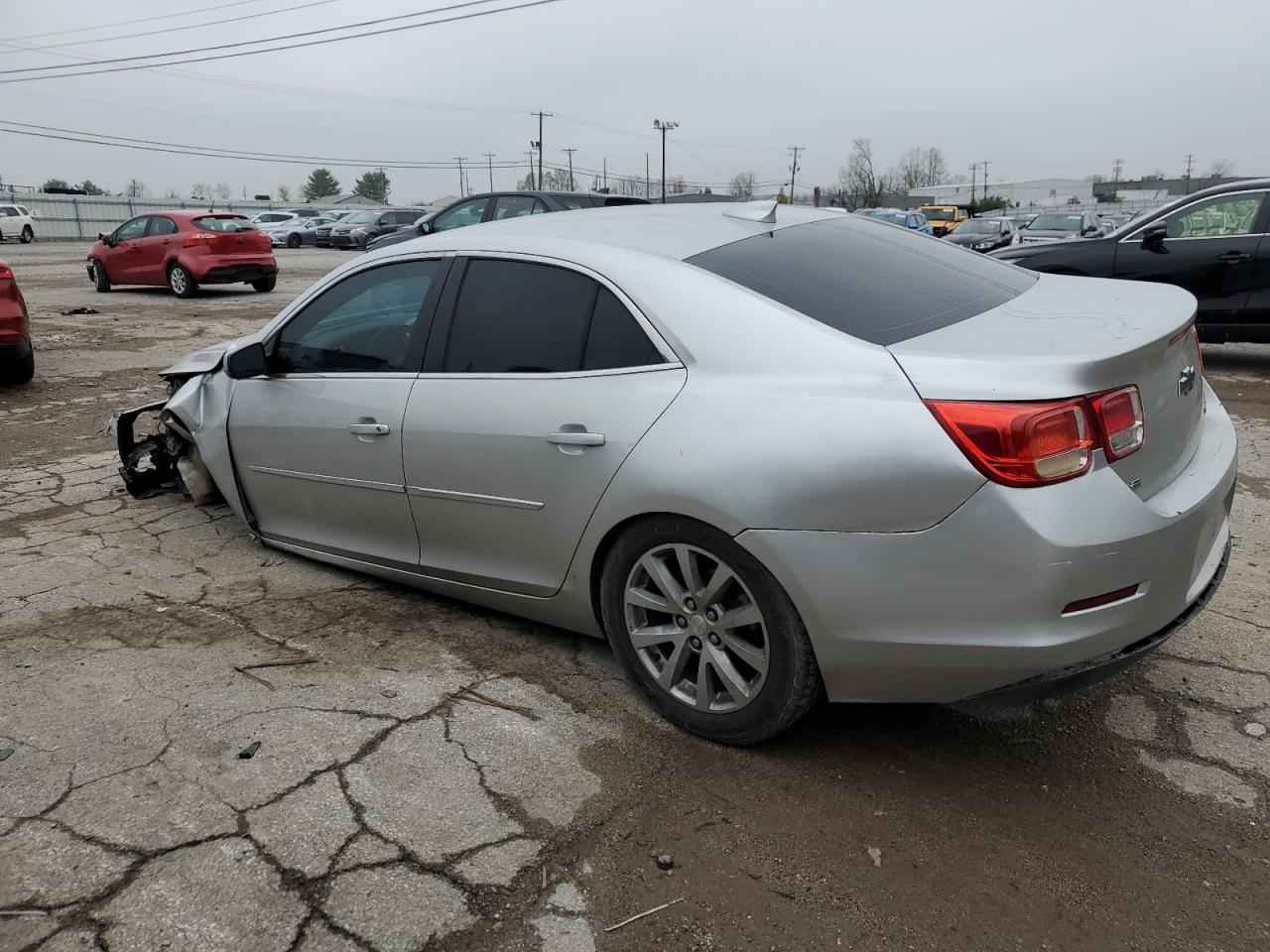 VIN 1G11D5SL5FF189627 2015 CHEVROLET MALIBU no.2