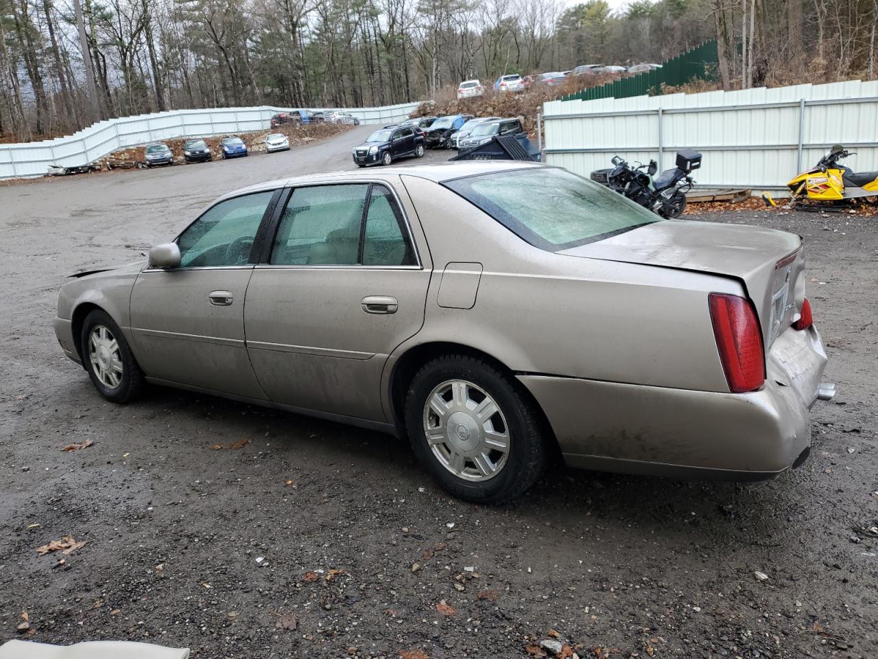 2003 Cadillac De Ville - Image 2