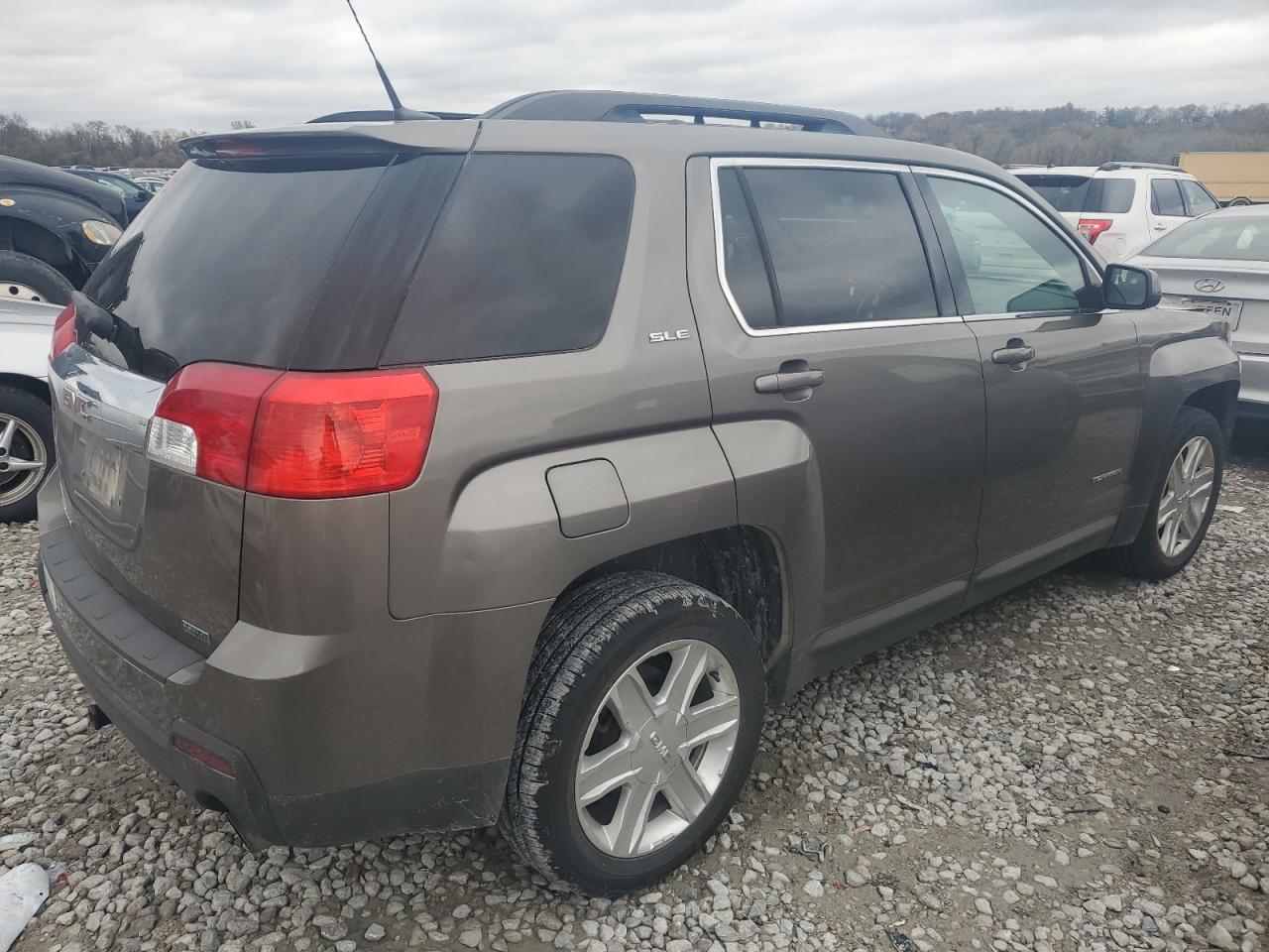 2011 GMC Terrain - Image 3