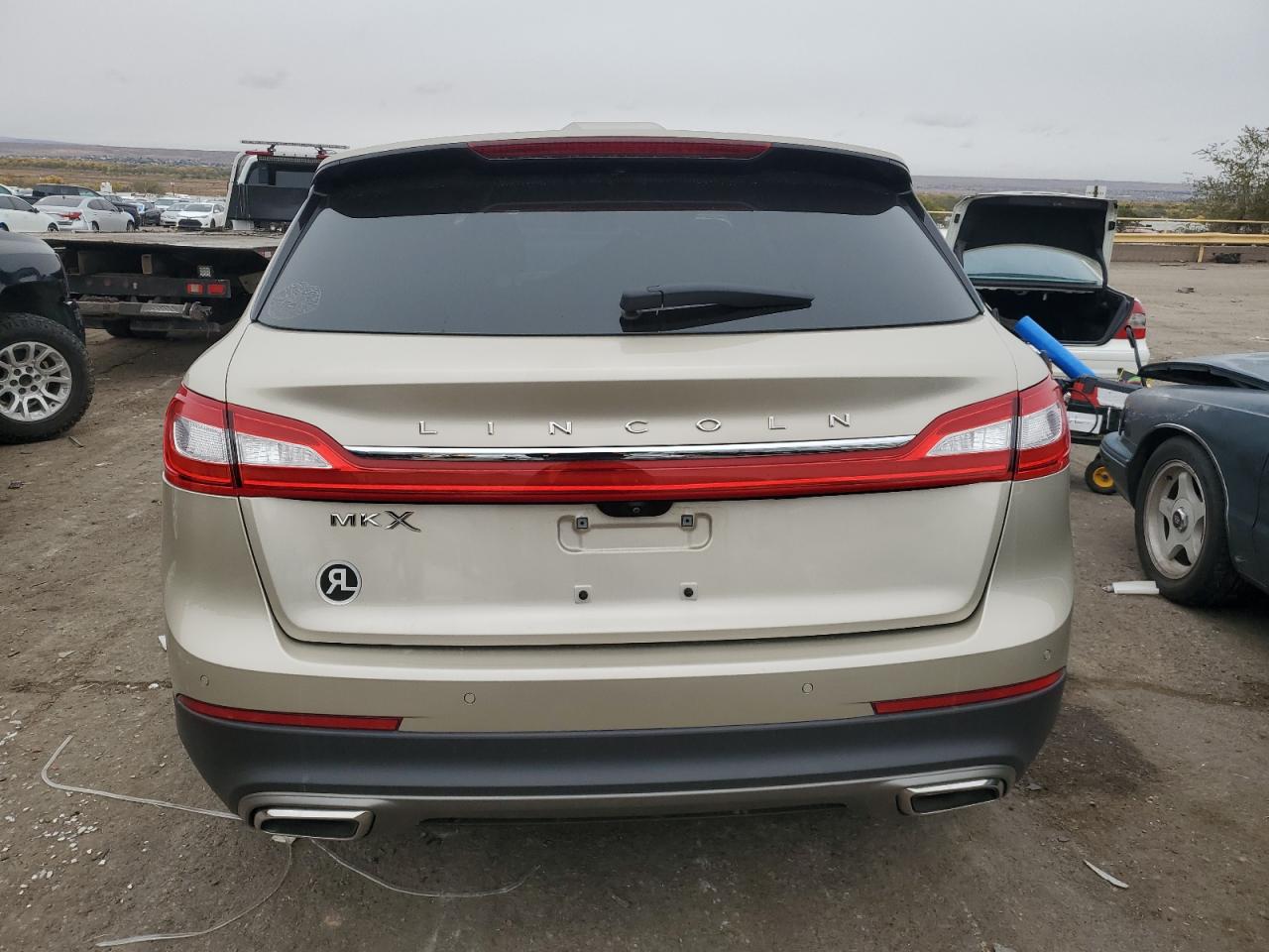 VIN 2LMPJ6LR6HBL49263 2017 LINCOLN MKX no.6