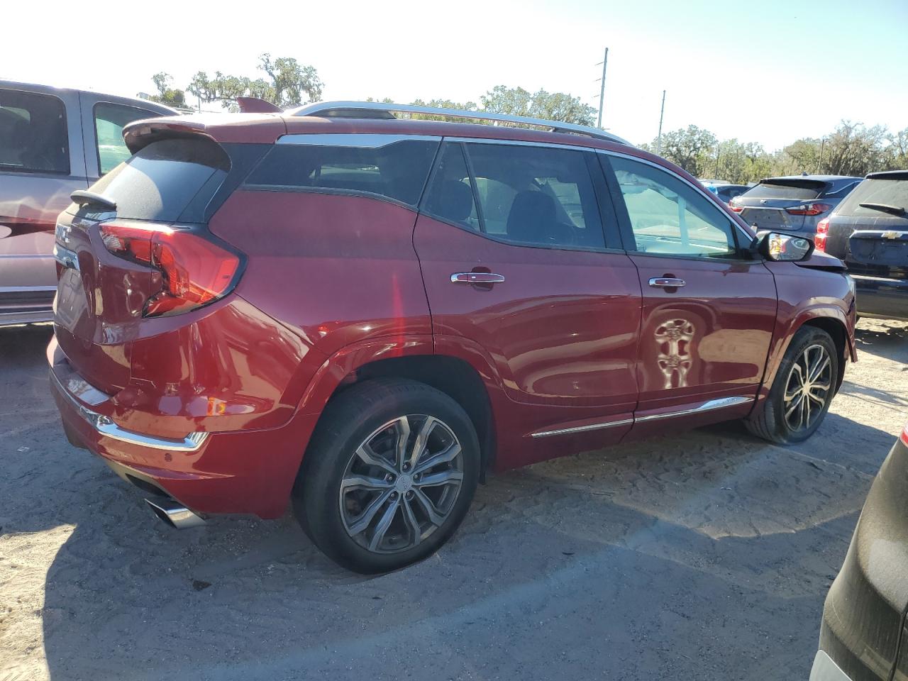 2018 GMC Terrain - Image 3