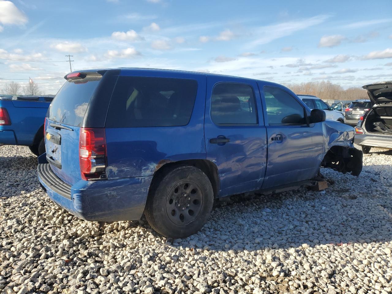 VIN 1GNLC2E05DR326748 2013 CHEVROLET TAHOE no.3