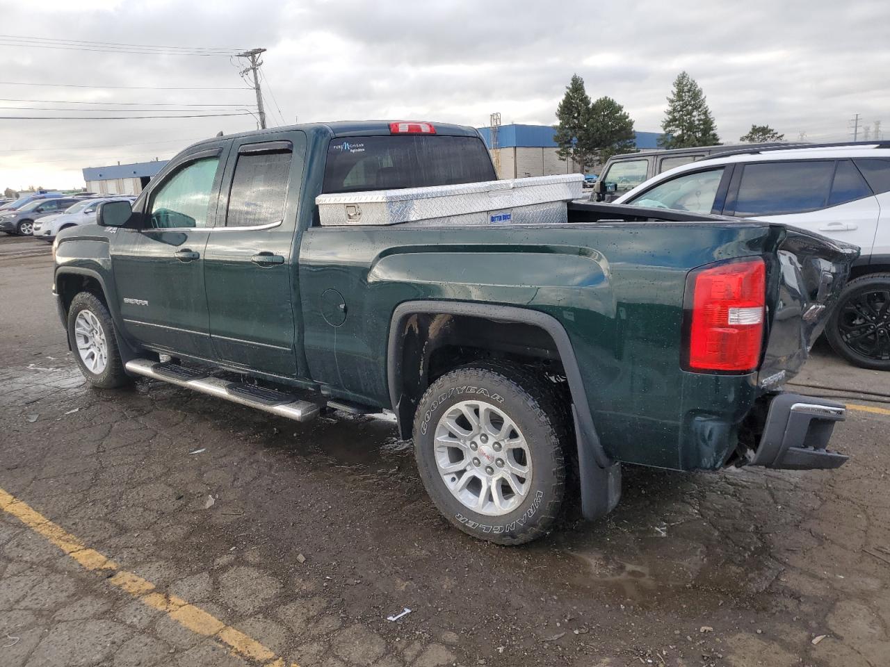 2015 GMC Sierra - Image 2