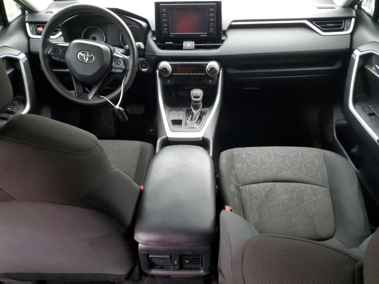 2021 Toyota RAV 4 - Image 8