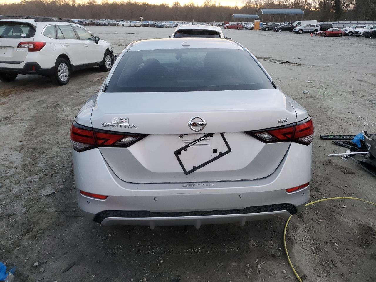 2022 Nissan Sentra - Image 6