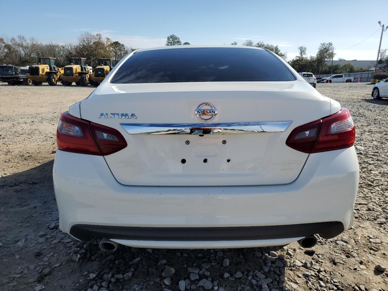 2018 Nissan Altima - Image 6