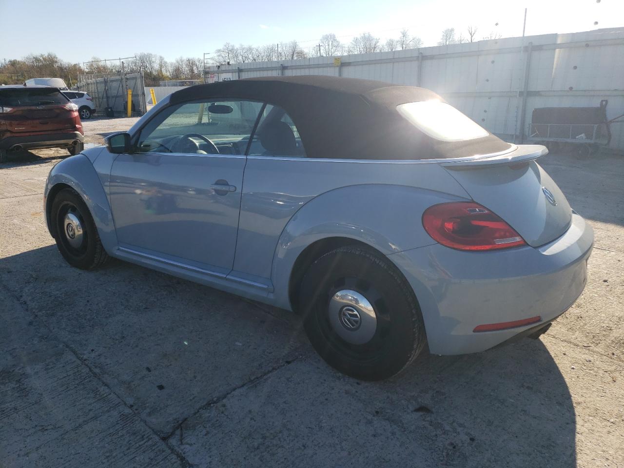 VIN 3VW5P7AT9DM824839 2013 VOLKSWAGEN BEETLE no.2