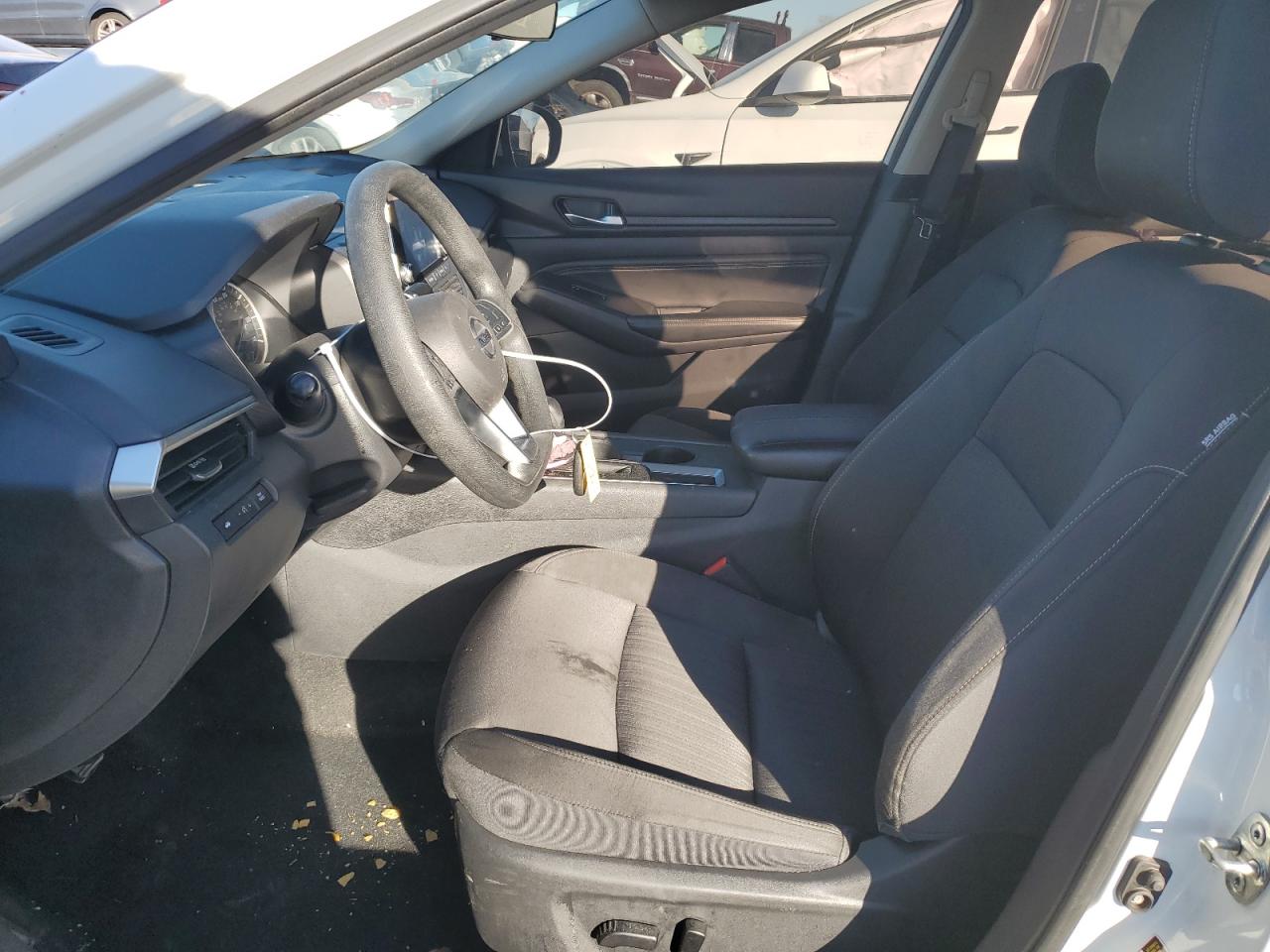 2019 Nissan Altima - Image 7