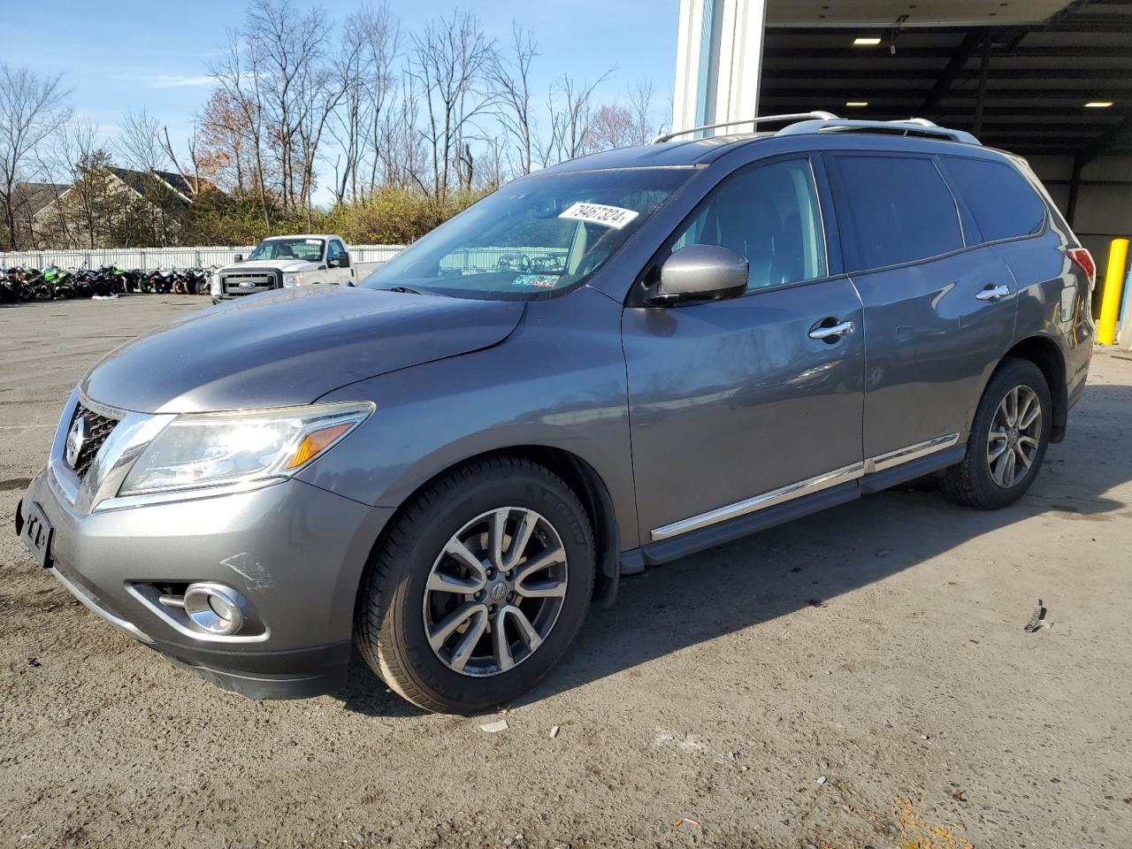2016 Nissan Pathfinder - Image 1