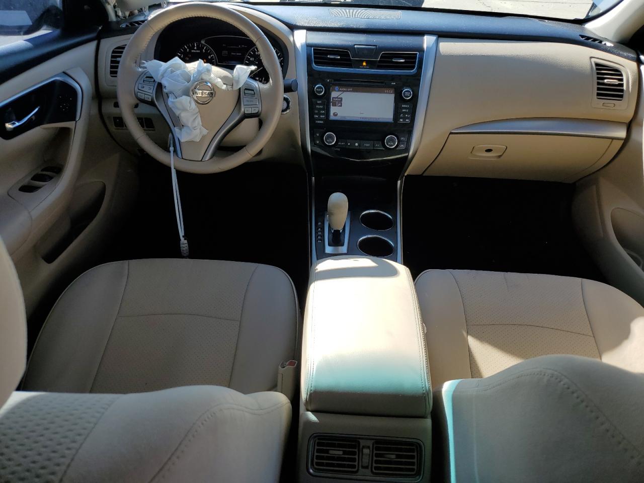 2015 Nissan Altima - Image 8