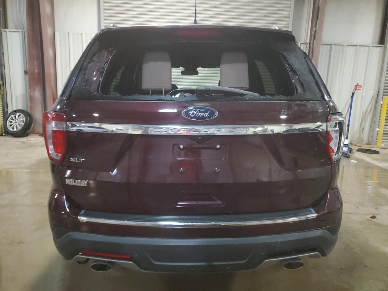 2018 Ford Explorer - Image 6