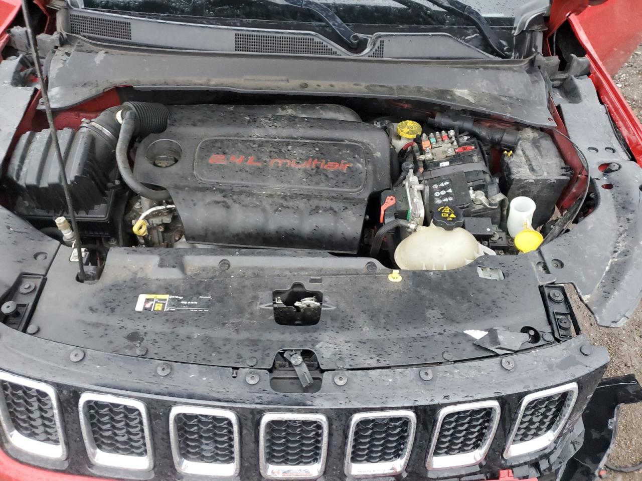 2018 Jeep Compass - Image 12