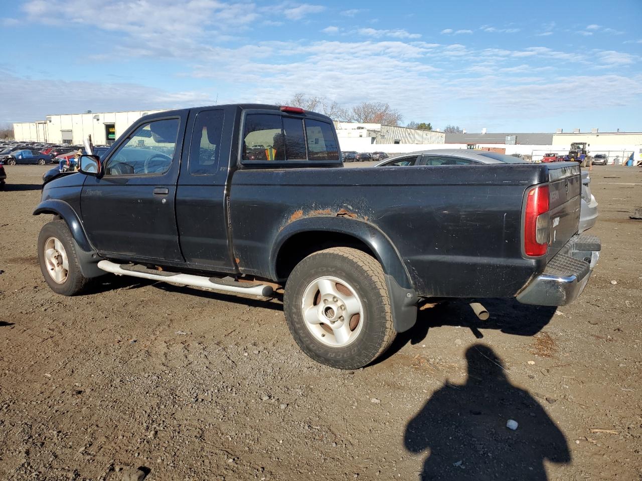 2000 Nissan Navara (Frontier) - Image 2