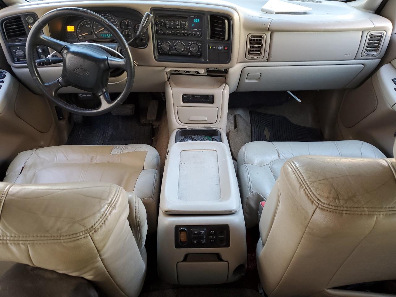 2002 Chevrolet Tahoe - Image 8