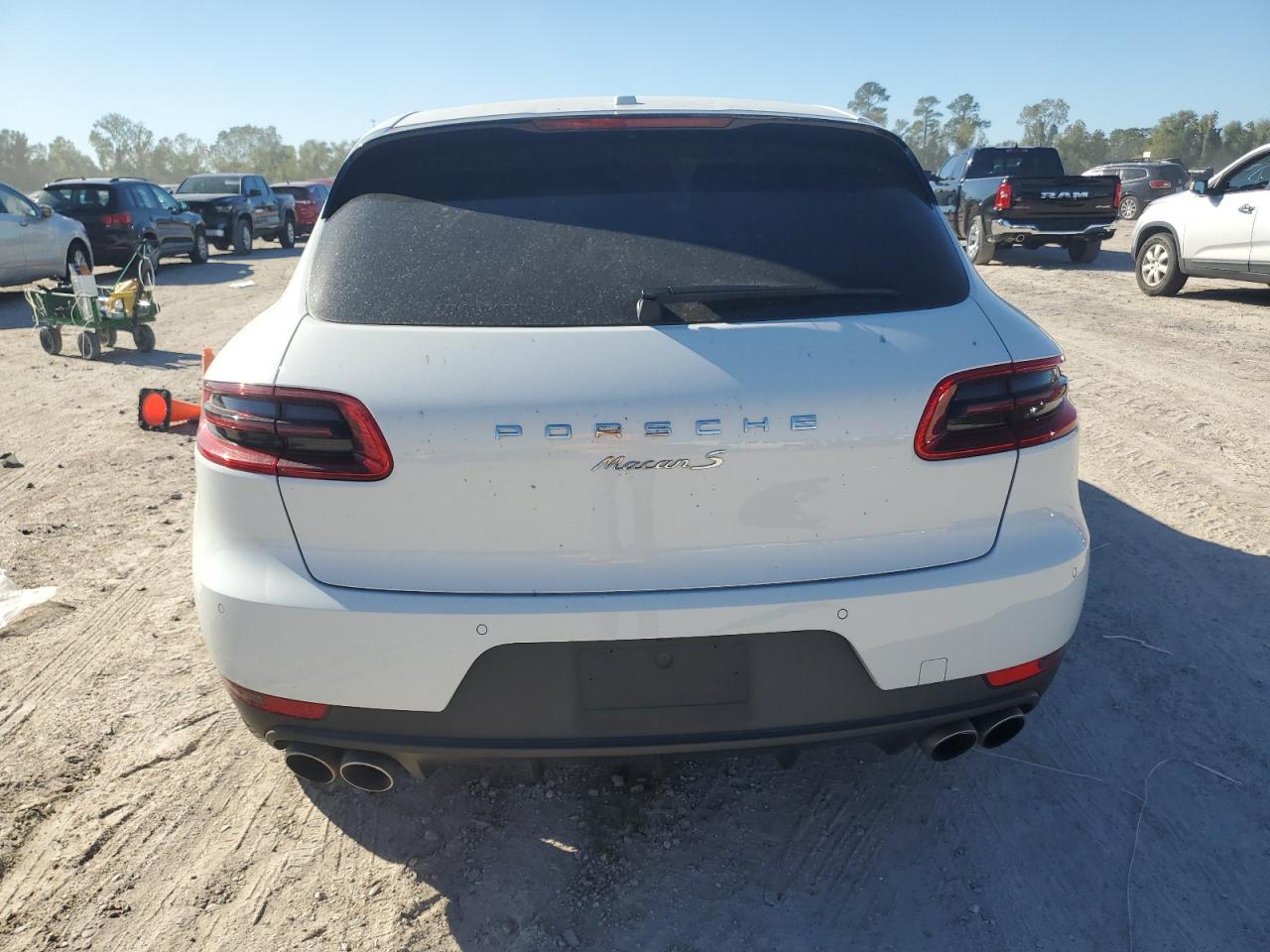 2017 Porsche Macan S VIN: WP1AB2A50HLB10494 Lot: 81985664