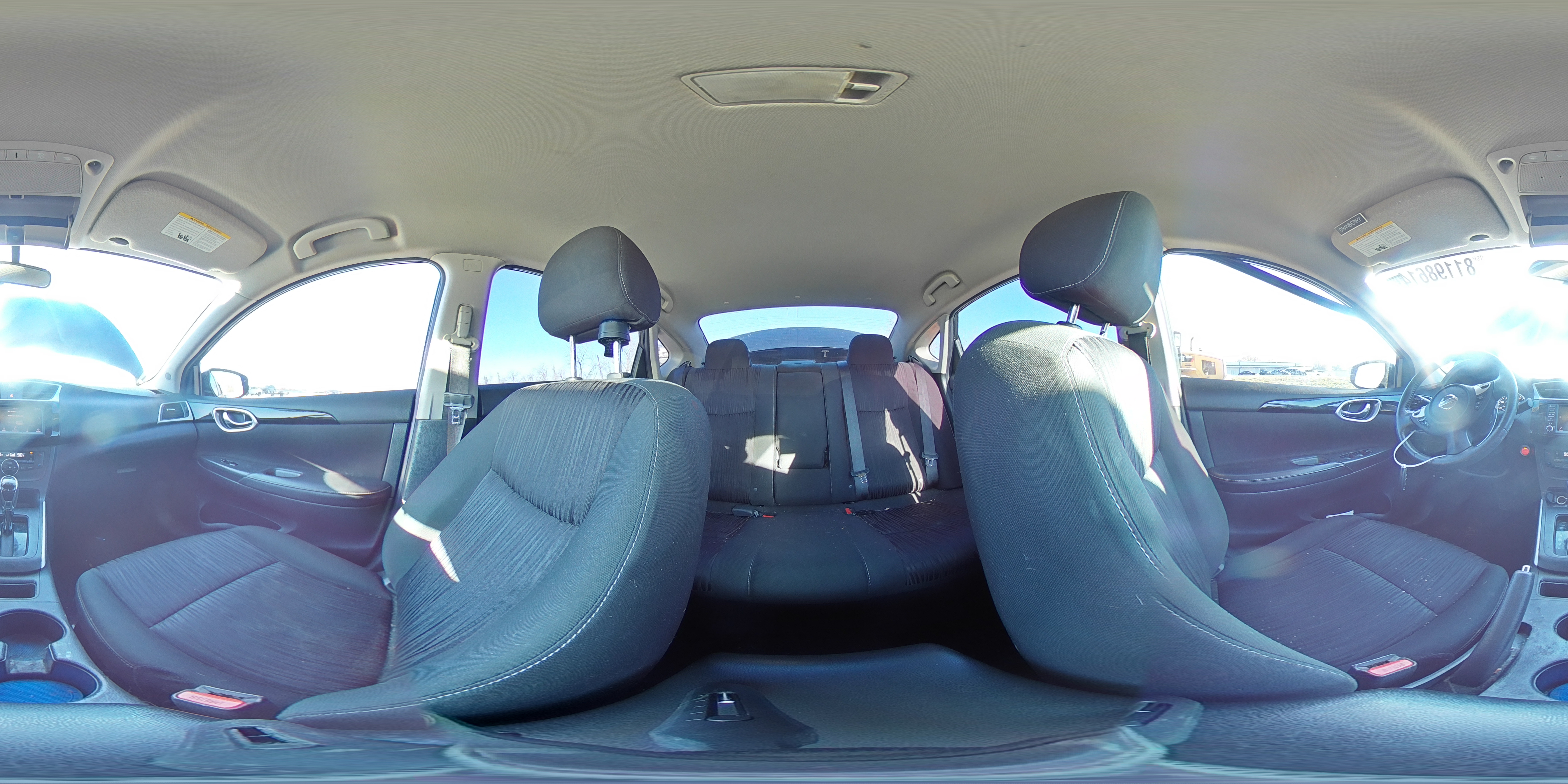2019 Nissan Sentra - Image 13
