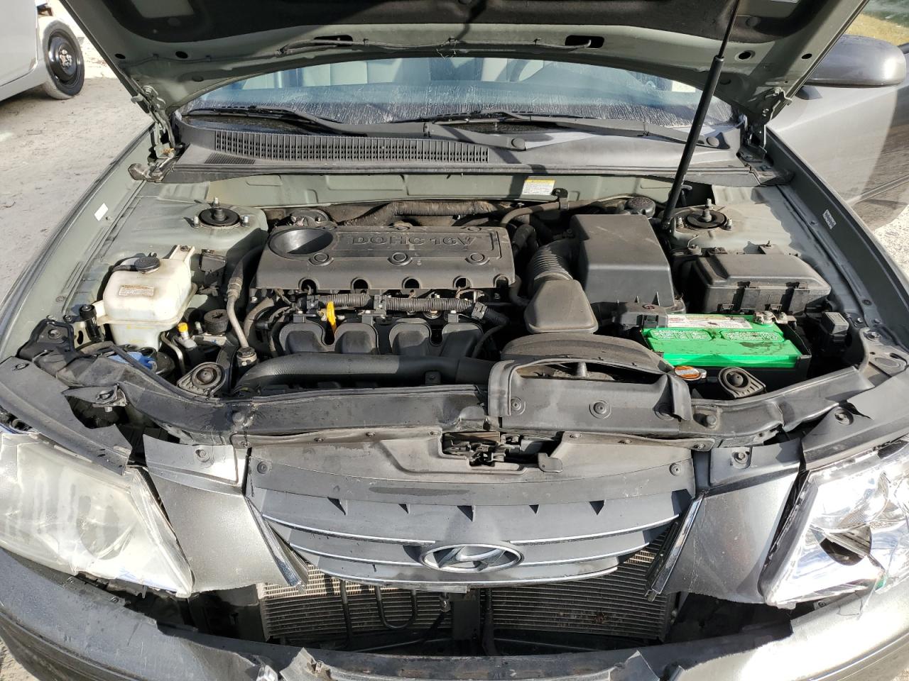 2009 Hyundai Sonata - Image 11