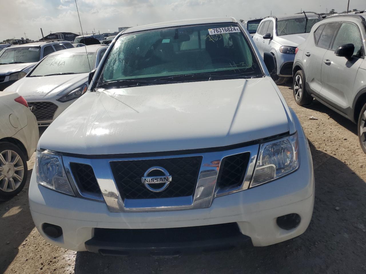 2021 Nissan Navara (Frontier) - Image 5