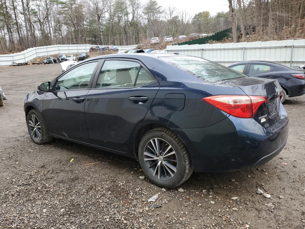 VIN 2T1BURHE8HC753682 2017 TOYOTA COROLLA no.2