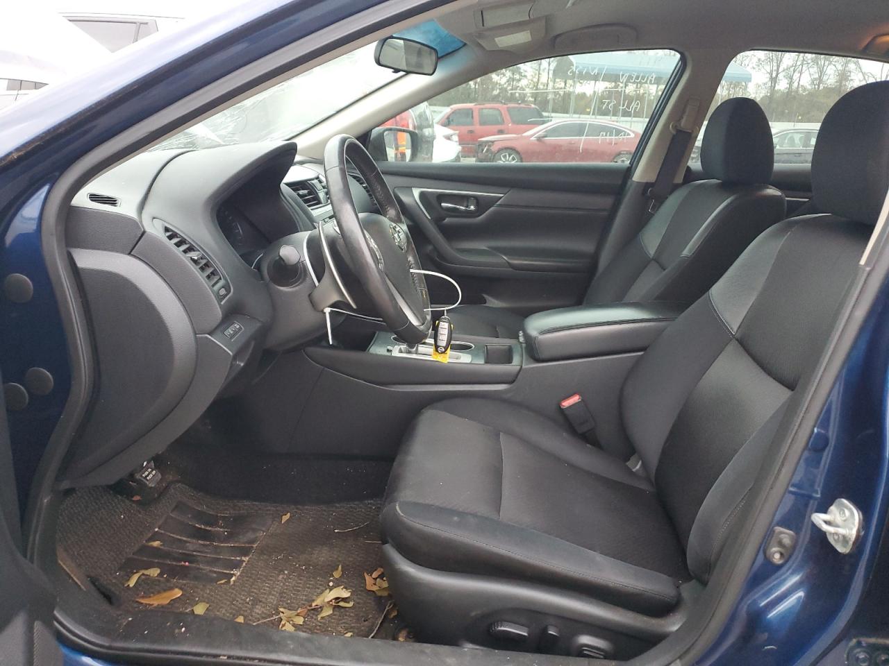 2017 Nissan Altima - Image 7