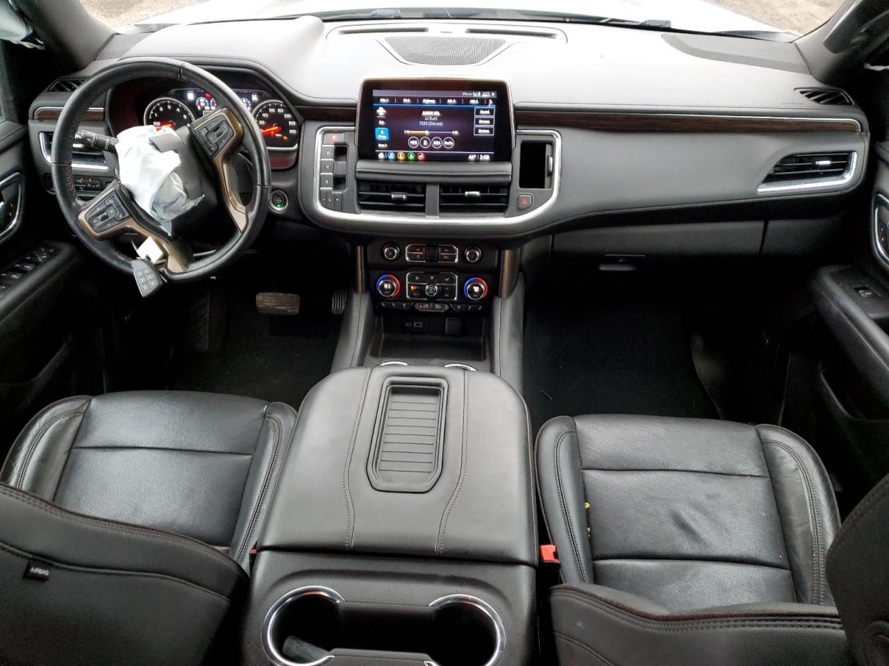 2021 Chevrolet Suburban - Image 8